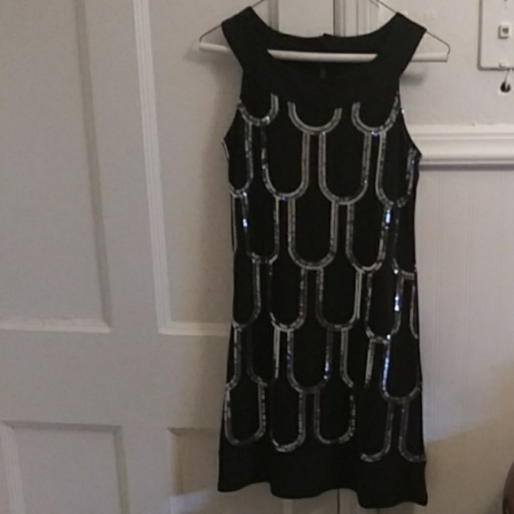 B. Darlin evening dress - Picture 2 of 2